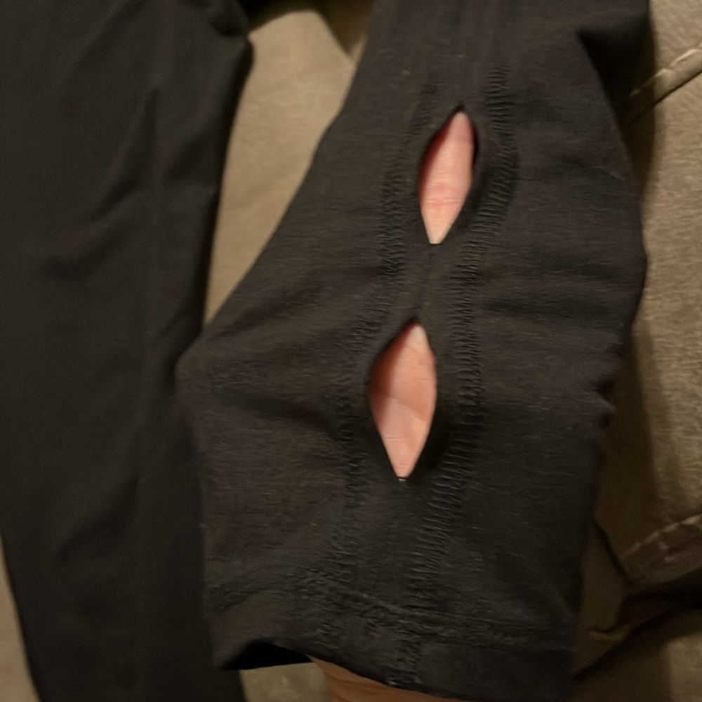 Capris - Picture 3 of 6